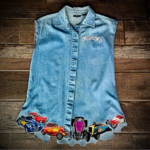 Light blue sleeveless button up shirt Lost in 50’s hot rod cars L